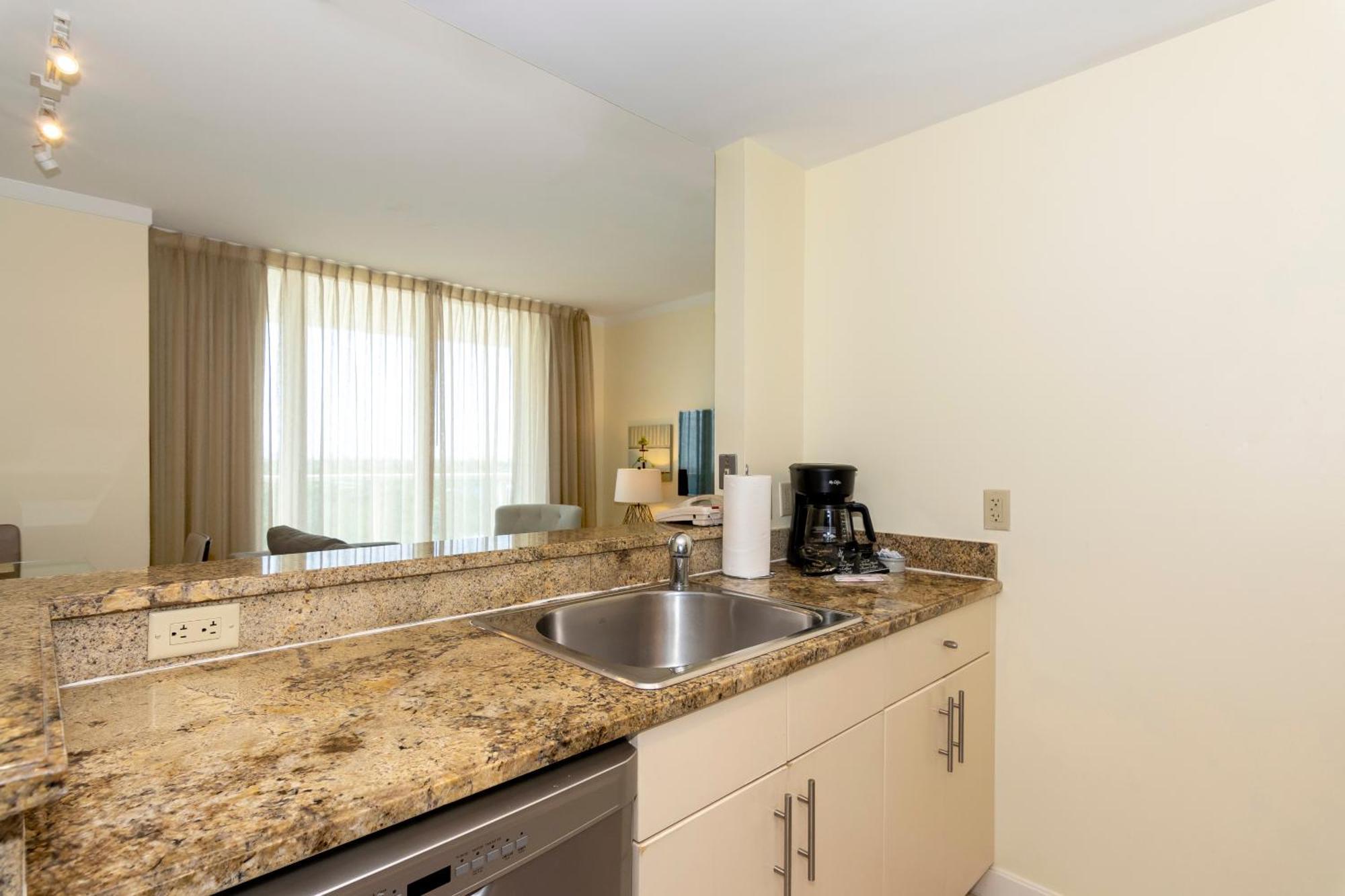Private Residences At Hotel Arya By Sofla Vacations Miami Extérieur photo